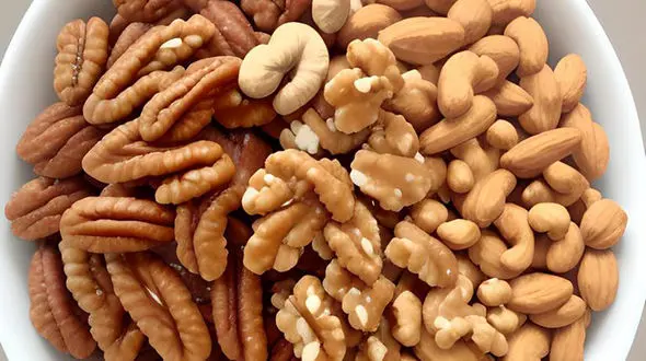 چه خوراکی هایی را با آجیل نباید خورد؟