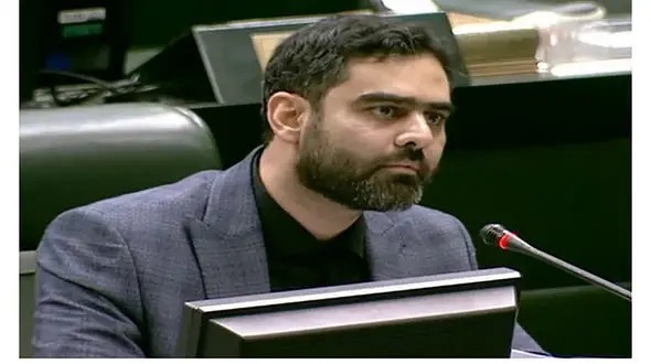  قرار است دولت نرخ بنزین را با ۵۰۰ درصد افزایش اعلام کند/ می خواهید کشور را بهم بزنید؟ + فیلم