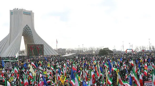 راهپیمایی یوم الله 22 بهمن در تهران با حضور مردم، مسئولان و شخصیت‌ ها + تصاویر