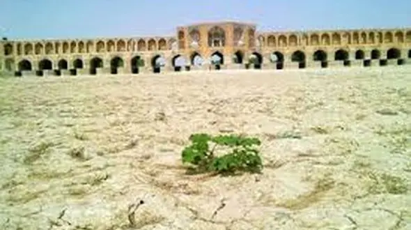 تنش آبی در 16 هزار هکتار باغات اصفهان/ 356 روستای استان آب ندارد!