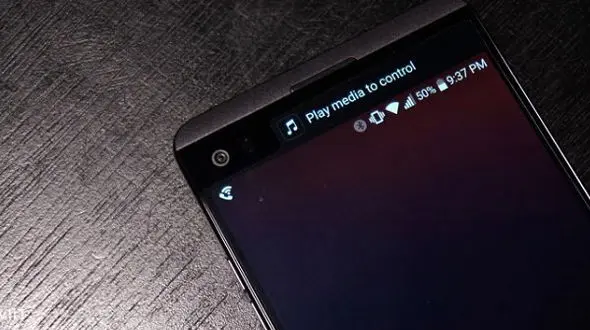 عرضه گوشی جدید ال جی با شارژر بی سیم 