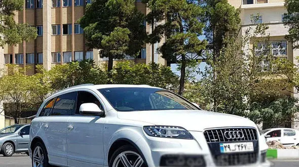 تصویر/ بزرگ ترین و لوکس ترین شاسی بلند آئودی در تهران 