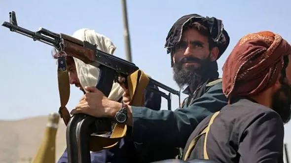 فیلم حمله وحشیانه طالبان به مراسم عزاداری عاشورای حسینی در نوآباد غزنی 