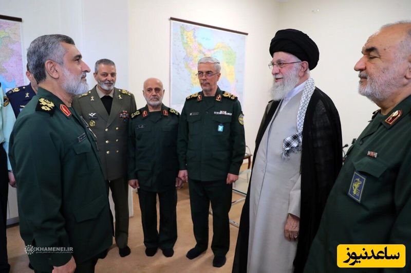 حضرت آیت‌الله خامنه‌ای