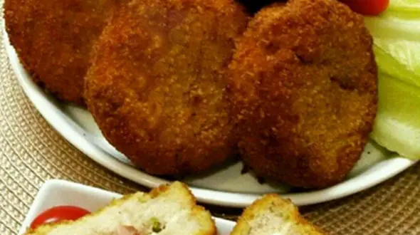 طرز تهیه نان تست شکم پر 