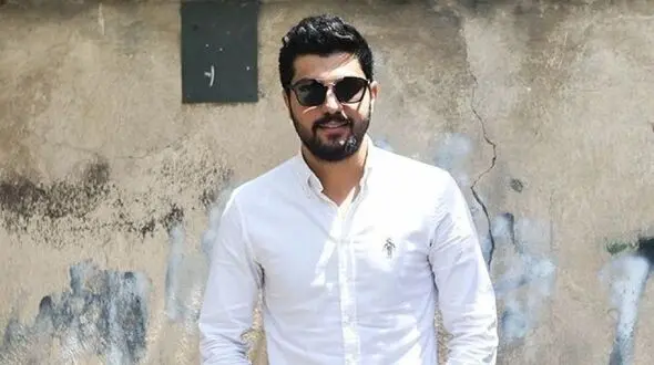 سینا مهراد کرونا گرفت + عکس