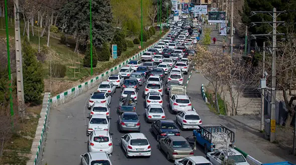 تردد روان فیروزکوه و هراز / ترافیک در آزادراه کرج – تهران سنگین است