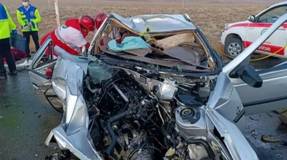 تصادف مرگبار دو پژو 405 در جاده جیرفت - راین با 5 کشته