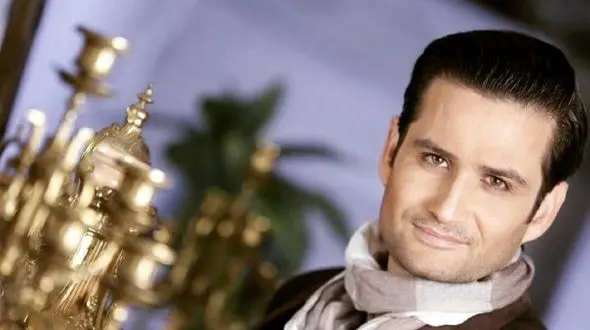 عکسی تازه منتشر شده از پویا امینی در کنار همسرش