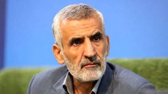 همه مدارس و دانشگاه ها باز است / دشمنان، استادان و معلمان را در صورت رفتن به کلاس تهدید جانی کردند 