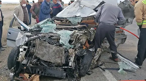 تصادف مرگبار در کاشمر / صحنه تصادف 7 زن و کودک 