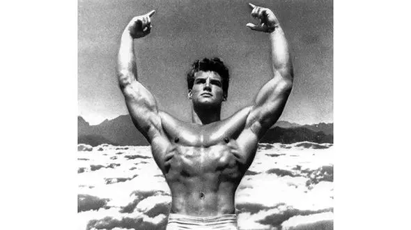 قابی ماندگار از اسطوره بدنسازی استیو ریوز به سال 1947 میلادی / دیباچه بزرگان تاریخ پرورش اندام