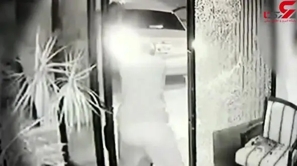 غافلگیری دزدان توسط صاحب مغازه مسلح + فیلم 