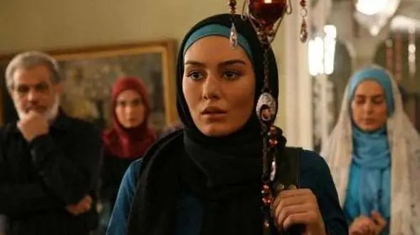 فیلم / سحر قریشی بازیگر دلنوازان : ما خانوادگی خوشگلیم .../ توی انتشار این عکسم اشتباه کردم باید ....