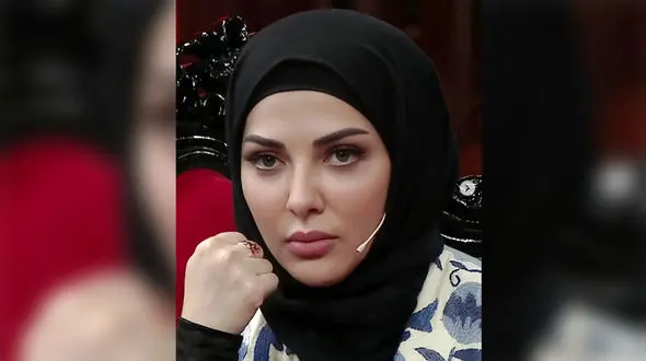 فیلم / لیلا اوتادی :خواننده آواز حرفه ای هستم ! / به سبک هایده و معین می خوانم !