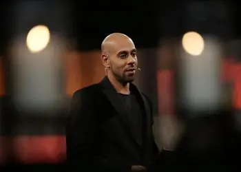 فیلم/ نگاهی به سخنان دلنواز ارشا اقدسی : دوست ندارم روی تخت بیمارستان بمیرم...!