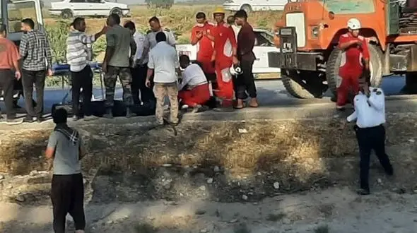 حادثه در جاده اندیمشک – شوش؛تانکر سوخت واژگون شد، یک نفر جان باخت