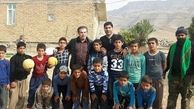  بازی فوتبال حمید استیلی با بچه های زلزله زده +  فیلم
