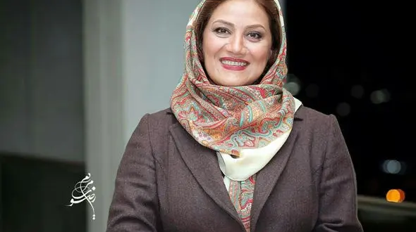 ژست های عجیب شبنم مقدمی درهوای برفی تهران / دیدنی شد!