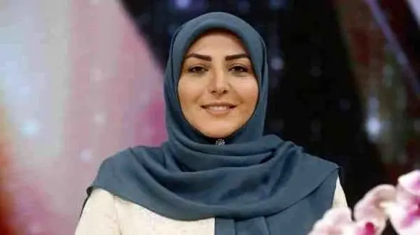 فیلم / طرز تهیه املت شاکشوکا با روش المیرا شریفی مقدم/ خانم مجری فراتر از مرزهای صدا و سیما ... / به همین راحتی یه صبحونه دلچسب و خوش عطر درست کن ...