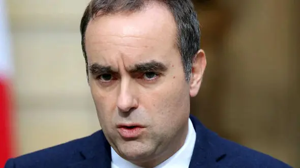 نخست‌ وزیر فرانسه کمتر از یک ماه دوام آورد