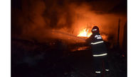 آتش سوزی انبار چوب در نیشابور