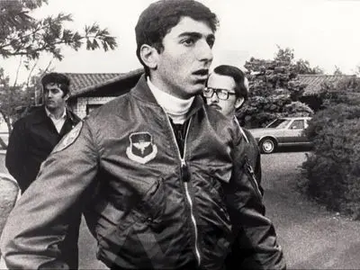 فیلم / عضو گارد سلطنتی پهلوی: رضا پهلوی خائن است 