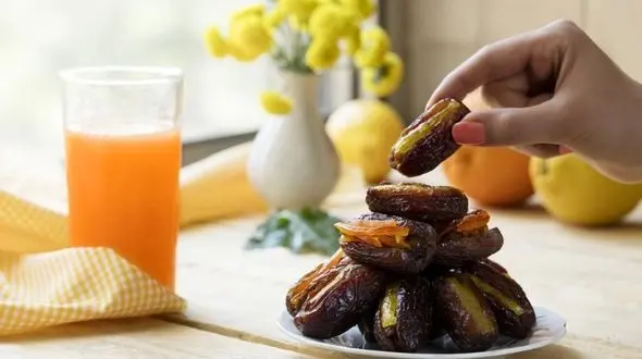 مصرف خرما برای چه افرادی خطرناک است؟