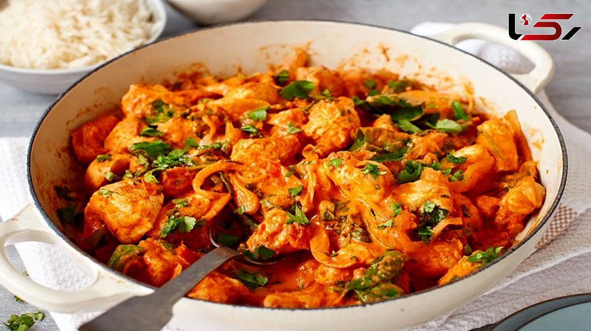 تهیه غذای مقوی و خوش‌ طعم دوپیازه مرغ + دستور رژیمی