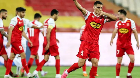 مدافع عنوان قهرمانی با برد آغاز کرد/ 3 امتیاز برای پرسپولیس با گلزن غیرمنتظره!