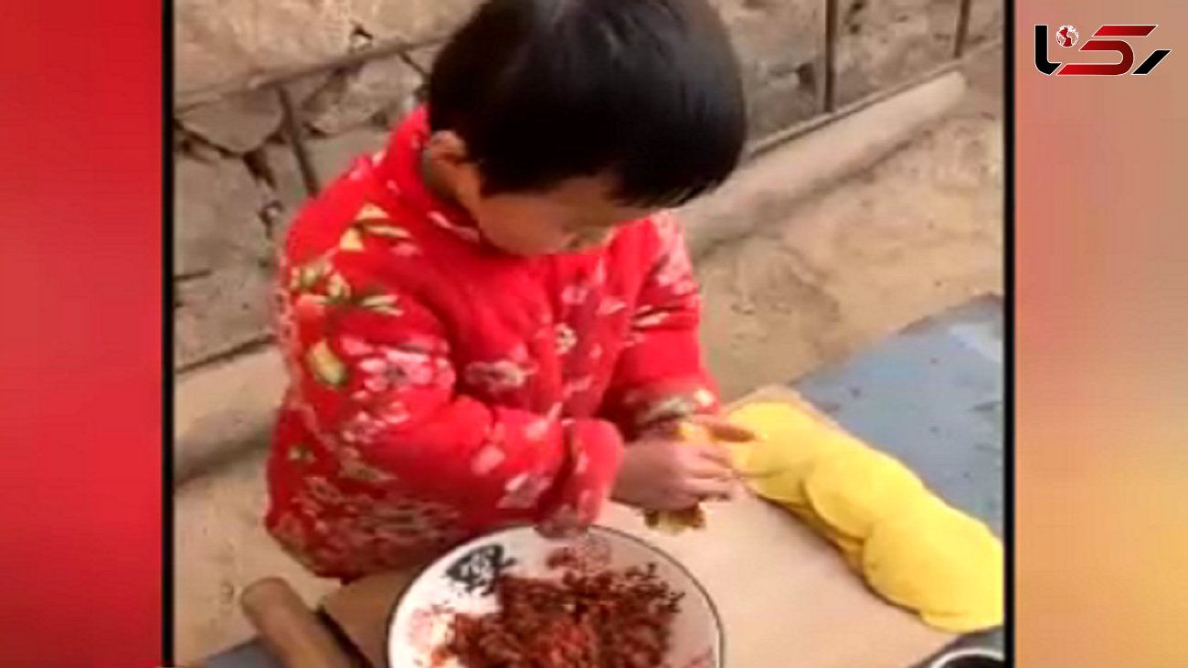 مهارت بی نظیر پسر ۶ ساله در آشپزی خیابانی + فیلم