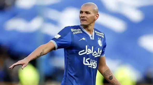 رافائل سیلوا جانشین روزبه چشمی برابر فولاد