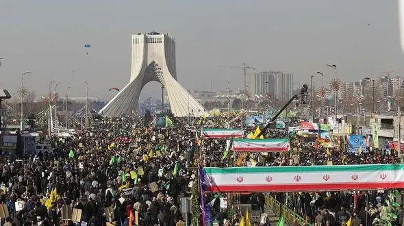 جان مردم از راهپیمایی ٢٢ بهمن مهم تر است !