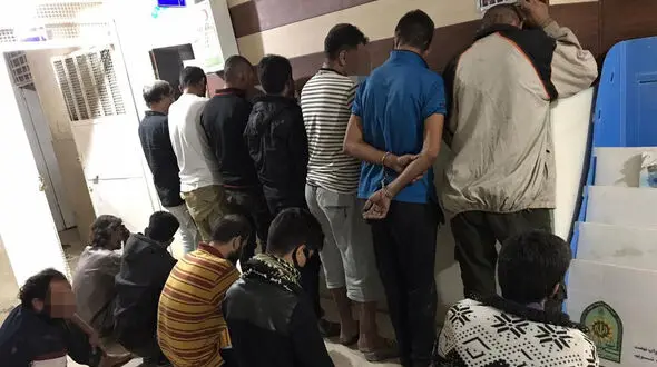 پاتک پلیس آبادان به 13 تبهکار حرفه ای + عکس