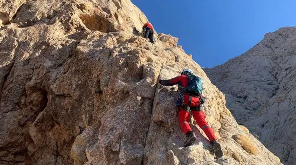 7 ساعت نفس‌گیر درارتفاعات سالوک  /  نجات جان مرد 51 ساله 