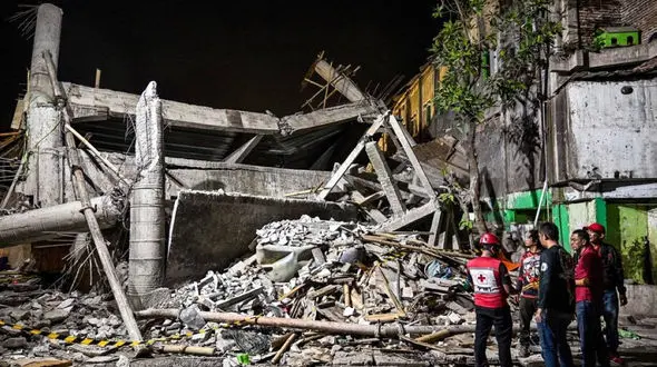 Philippines Earthquake Leaves Dozens Dead as Rescuers Race to Find Survivors + Video