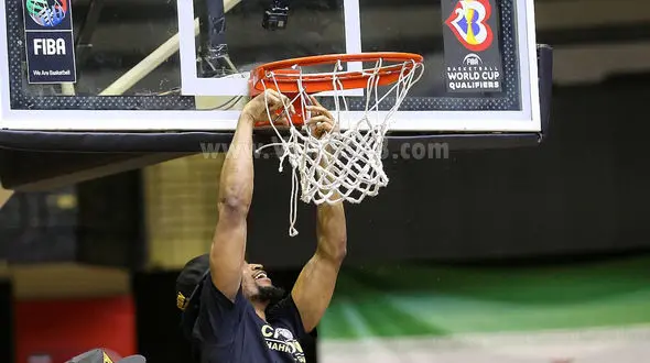 زلزله یک آمریکایی در بسکتبال ایران + عکس و فیلم