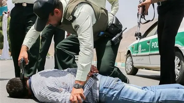 قاچاقچی مواد مخدر، با شلیک پلیس پایتخت زمینگیر شد