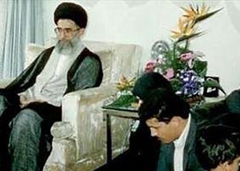 شب عروسی دختر رهبر معظم انقلاب که شام برای مهمانان نداشتند! عروسی دختر حضرت آقا به صرف چند قلم میوه و شیرینی