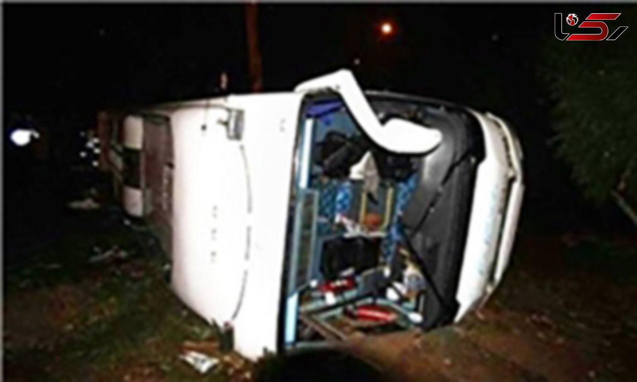 واژگونی مرگبار اتوبوس در محور همدان ـ ساوه/ 22 مسافر مصدوم شدند
