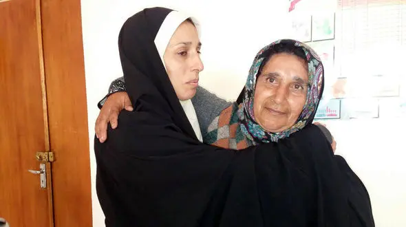 دیدار فاطمه با مادرش پس از 30 سال + عکس و فیلم 