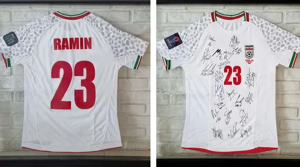 مزایده ای سفید با پیراهن شماره 23 رامین رضاییان/ اقدام نیک ملی پوشان برای کمک به سیل زدگان سیستان و بلوچستان