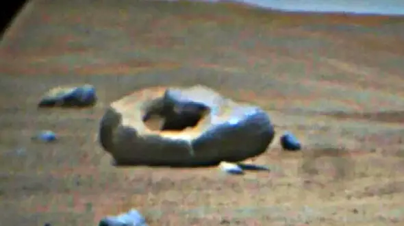 دونات در فضا را دیده اید؟