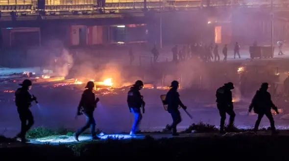 گمشدن 600 مهاجر در آتش سوزی اردوگاه مهاجران فرانسه + تصاویر هولناک آتش سوزی