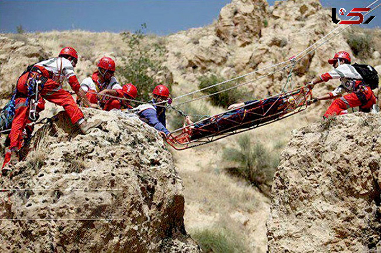 نجات 2 کوهنورد در ارتفاعات الموت قزوین