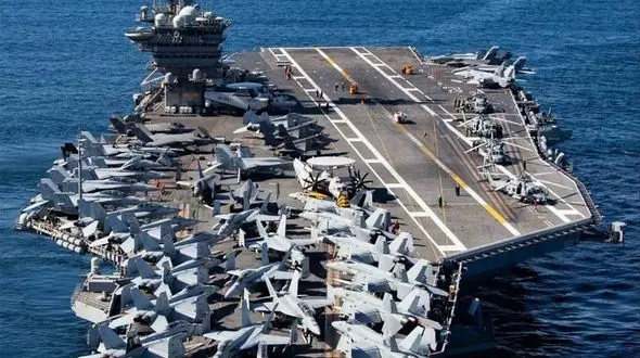 آبراهام لینکلن؛ غول متحرک آمریکا در راه خلیج فارس/ نیروی دریایی سپاه پاسداران در این معادله، نقش ضربه‌زن سریع و سیال را دارد