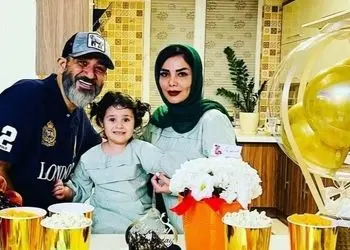 فیلم/ نگاهی به چیدمان شاهانه و باشکوه منزل مهران غفوریان بازیگر سریال «زیر آسمان شهر» و همسرش/ از اتاق بیلیارد و اتاق تاب بازی ویژه هانا تا لوسترهای اعیانی و کابینت های مدرن