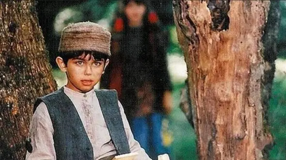 تغییر جذاب  بازیگر کوچولوی  در چشم باد بعد 20 سال  + عکس مانکنی در فنلاند