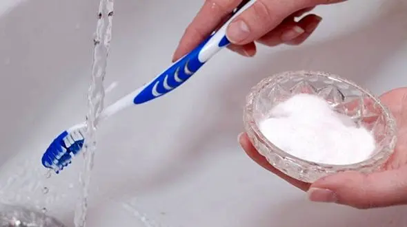 دندان های سالم و براق با این ماده غذایی