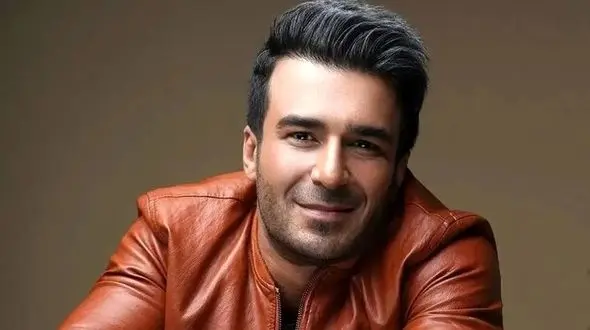 یوسف تیموری در کنار مادر زیبا و باکلاسش+عکس